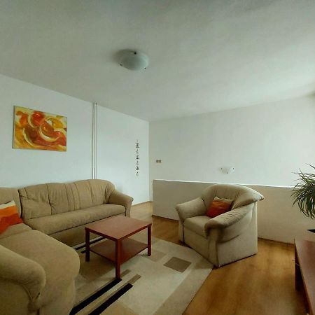 Naty Apartman Haniska Экстерьер фото