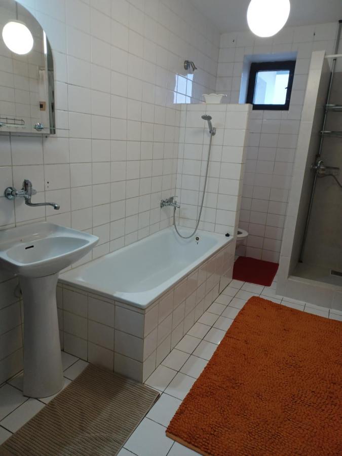 Naty Apartman Haniska Экстерьер фото